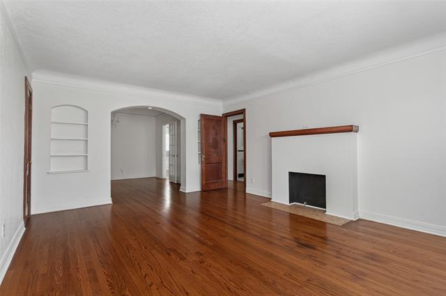 Building Photo - 5918 La Vista Dr