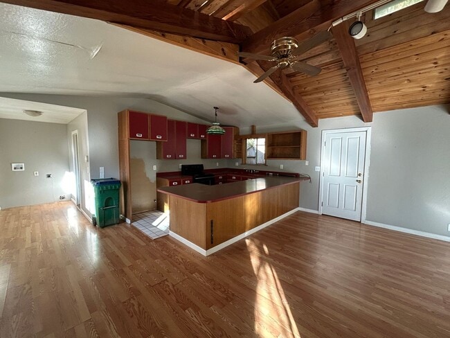 Building Photo - 18728 Three Homes Rd