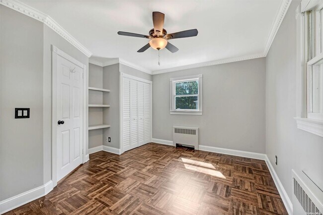 Building Photo - 772 Sylvan Ave