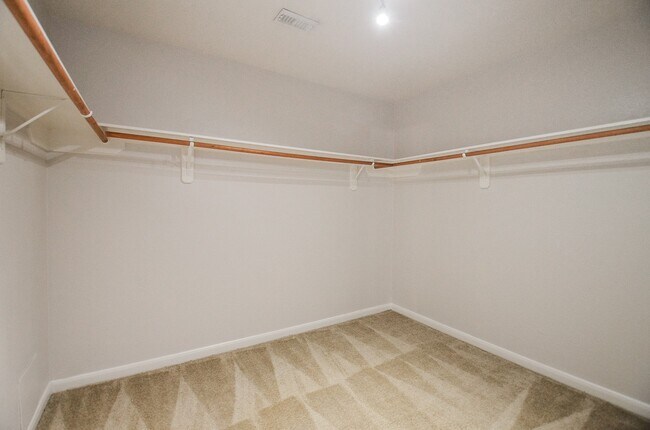Building Photo - 21534 Tallow Grove Ln