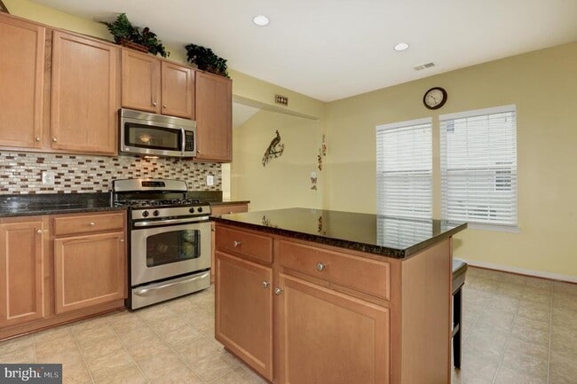 Building Photo - 25978 Kimberly Rose Dr