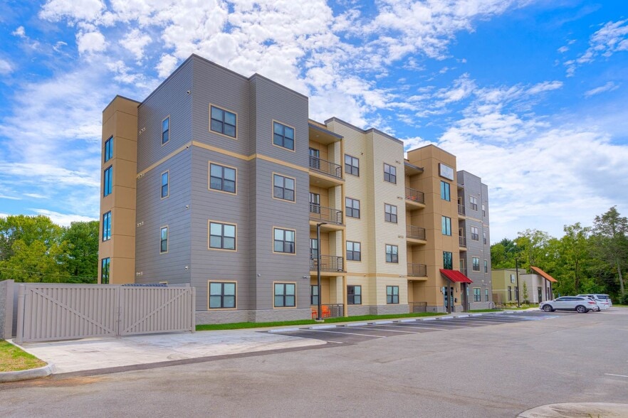 Interior Photo - The Flats At Uptown