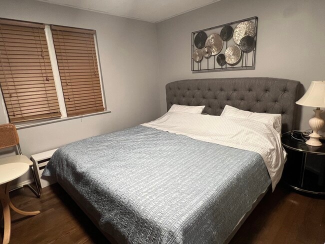 Building Photo - 72 Clark Ct