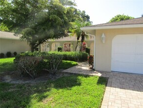Building Photo - 5270 Villa Majorca Ct
