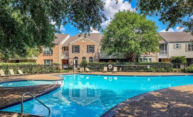 Primary Photo - 12979 Trail Hollow Dr