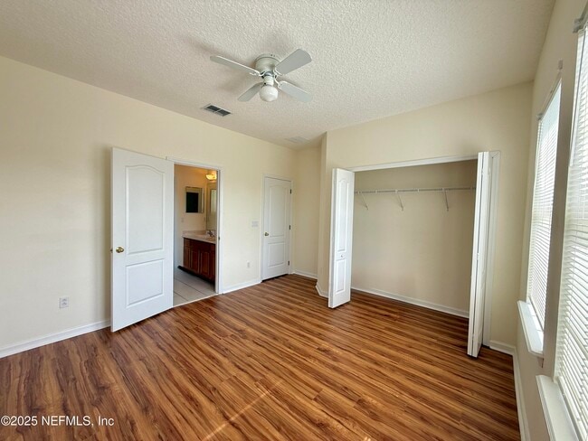 Building Photo - 2080 Trailing Pines Way