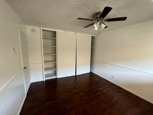 Building Photo - 12082 Bailey St
