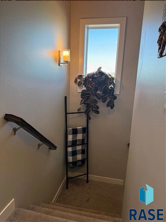 Building Photo - 4417 E Leubecher Pl