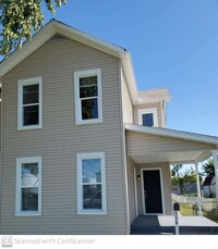 Building Photo - Recently remodeled 3 bed/1bath home with c...