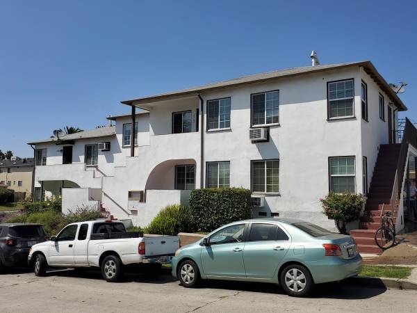 Building Photo - 2567 W 2nd St