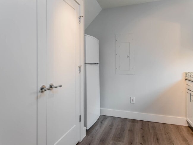 Building Photo - Asheville Duplex Rental-Oakley Area
