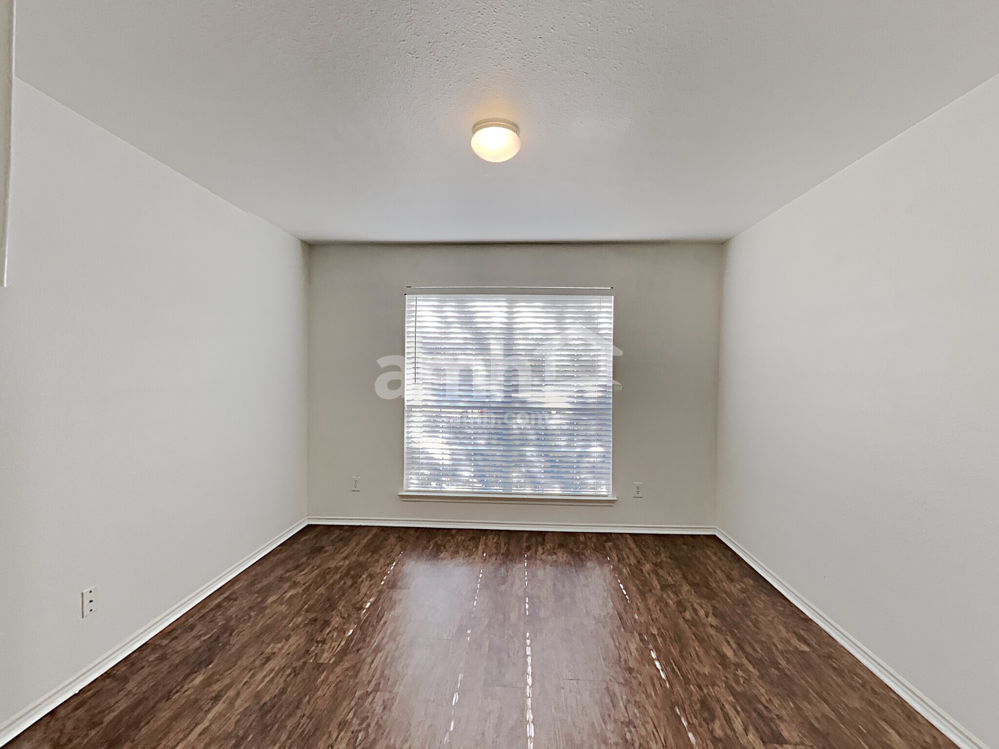 Building Photo - 11039 Arabian Palm