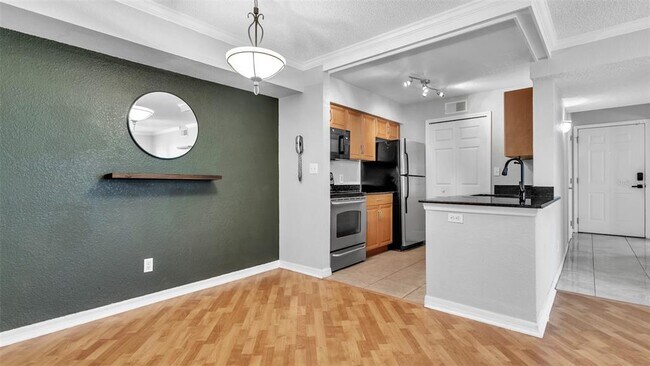 Building Photo - 3275 Haviland Ct