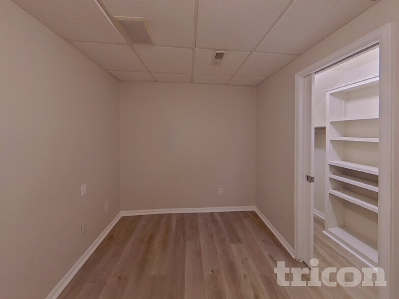 Building Photo - 3460 Cedarhurst Way