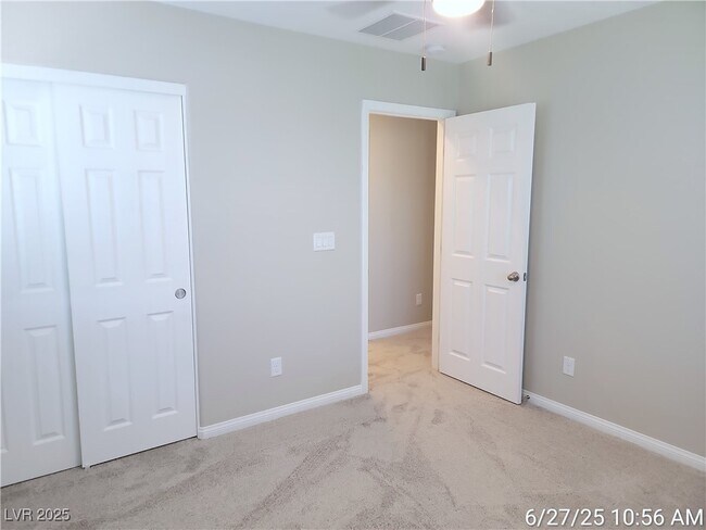 Building Photo - 117 Destiny Orch Ct