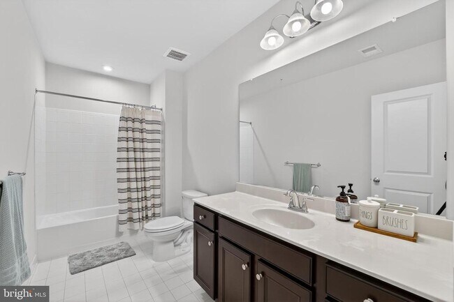 Building Photo - 22129 Clarksburg Rd