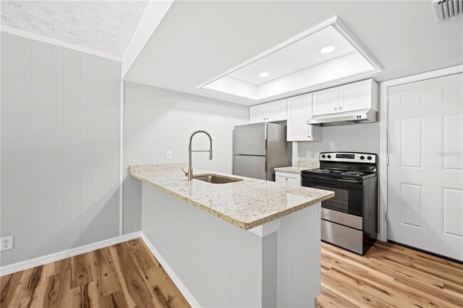 Building Photo - 2910 S Coleman Ave