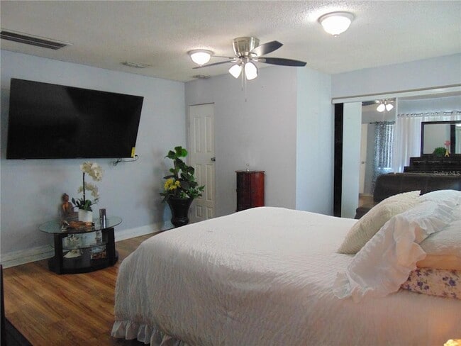 Building Photo - 4706 Tampa Downs Blvd