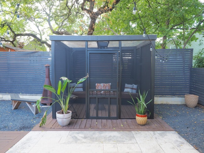 Backyard - 1402 Eva St