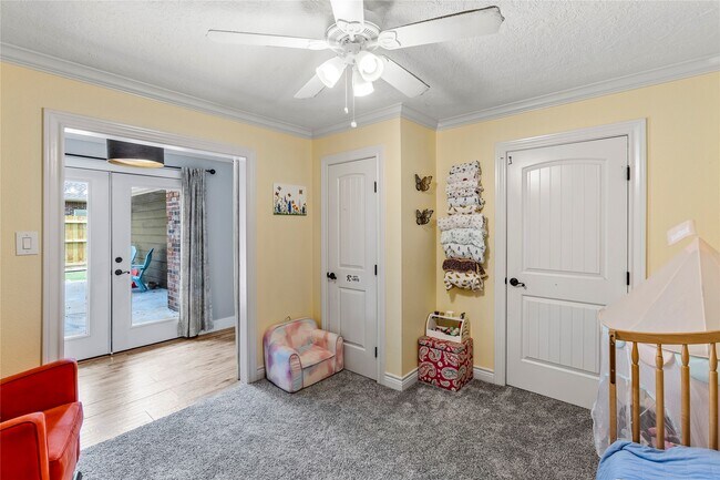 Building Photo - 112 April Wind Dr E