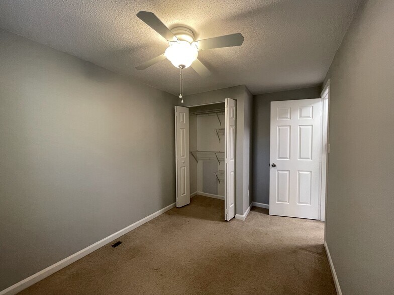 Third bedroom/office with closet - 4204 Whistler Ct