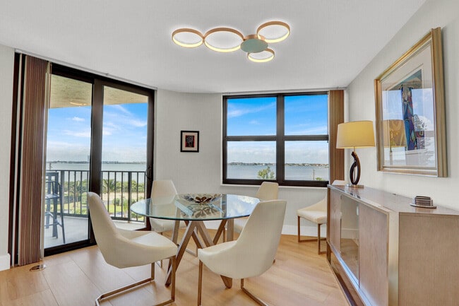 Building Photo - 5420 N Ocean Dr