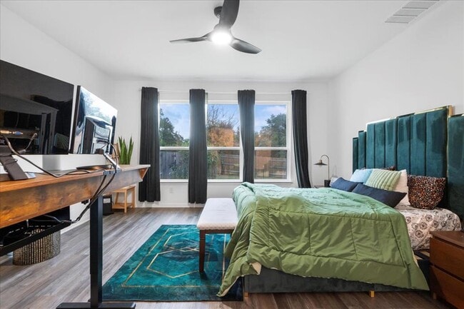 Building Photo - 209 Terra Mnr Trl