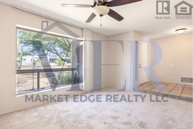 Building Photo - 4Bed/2.5Bath House at 56th/Cactus! $399 MOVE-IN SPECIAL! Move-In Ready on 04/09/2026!