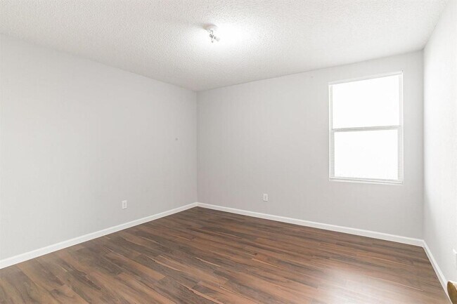 Building Photo - 3335 Lipizzan Dr