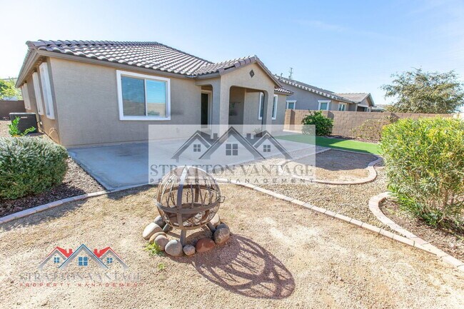 Building Photo - 22486 E Russet Rd