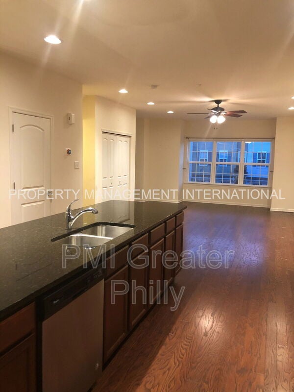 Building Photo - 106 Mercer Ct