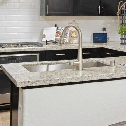 Building Photo - 10585 Tenor Way