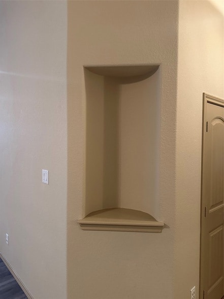 Building Photo - 6824 Clarkridge Dr