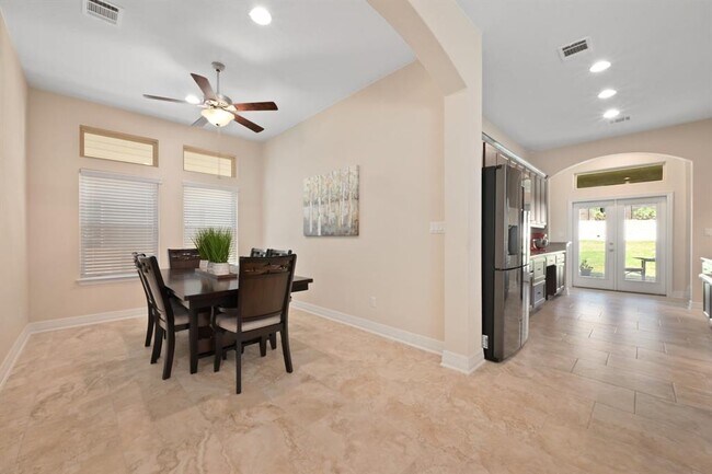 Building Photo - 6321 Llano Stage Trl