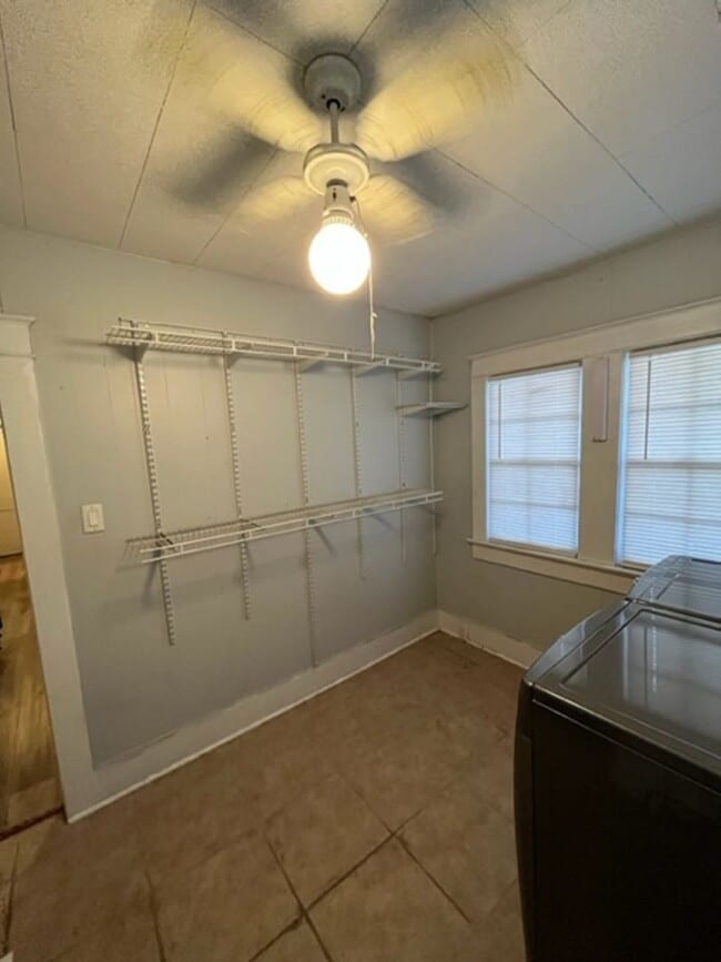 Building Photo - 203 W Haya St