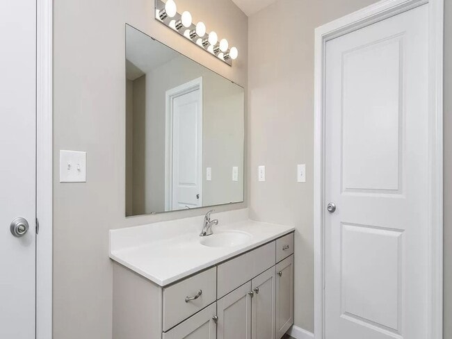 Building Photo - Beautiful Neighborhood with Newer Home for Lease