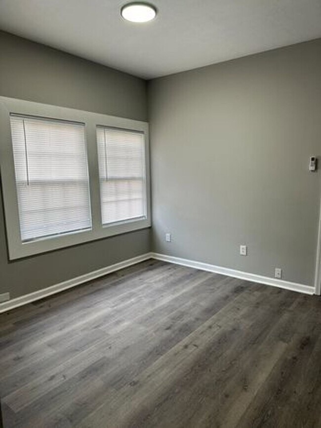 Building Photo - Irvington Living II: Renovated Comfort in a Vibrant Neighborhood