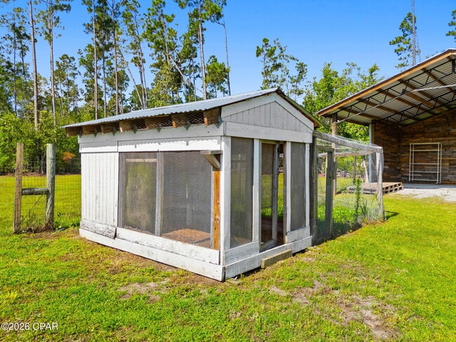 Building Photo - 5423 Debi Rd