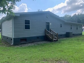 Building Photo - 544 Princess Dr
