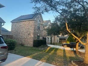 Building Photo - 14014 Summer Ash Ln