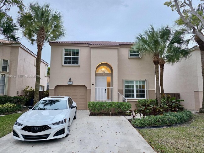 Building Photo - 10708 NW 12th Manor