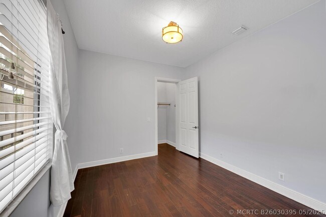 Building Photo - 16242 Rosecroft Terrace