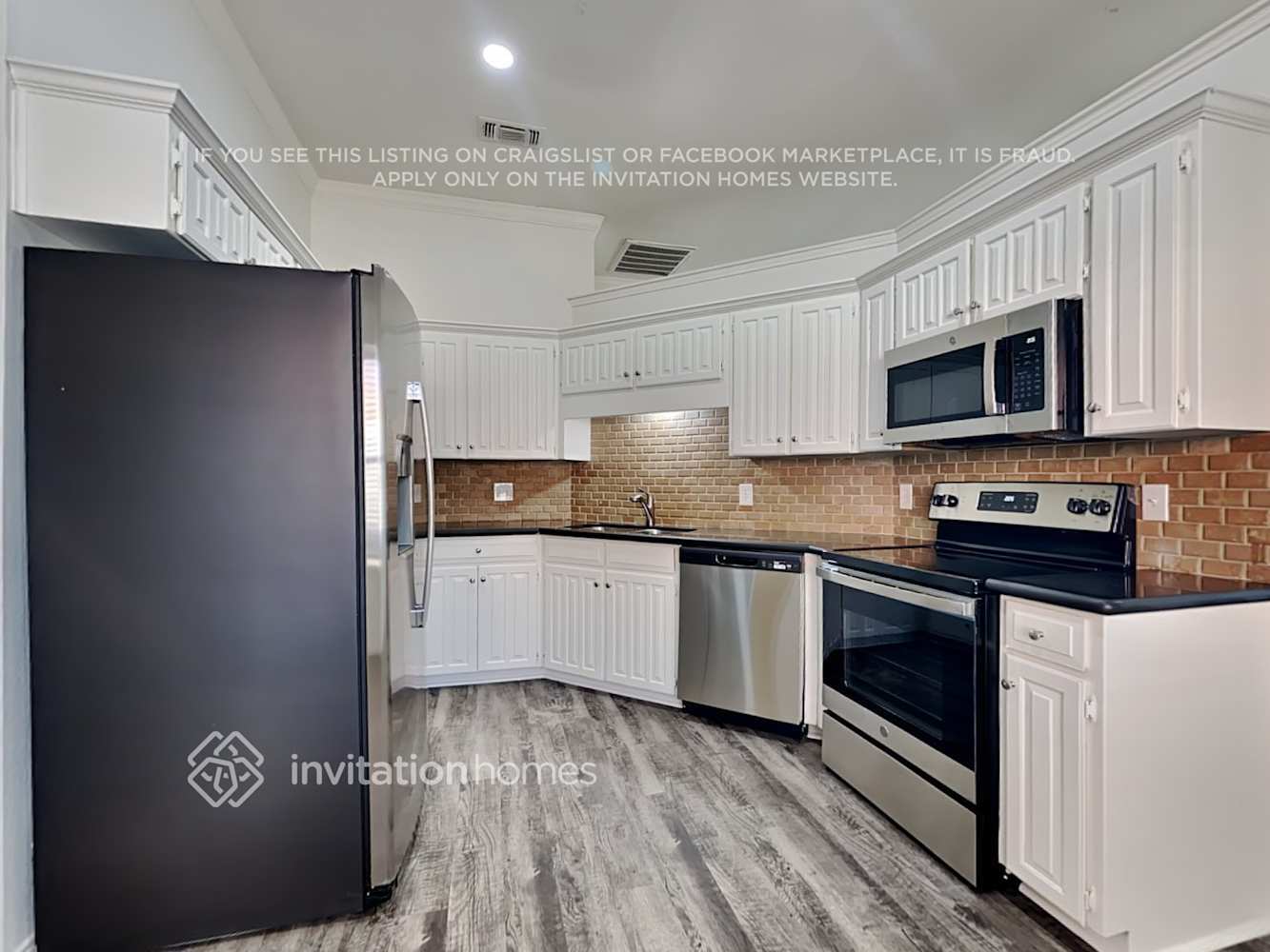 Building Photo - 6305 Fern Meadow Dr