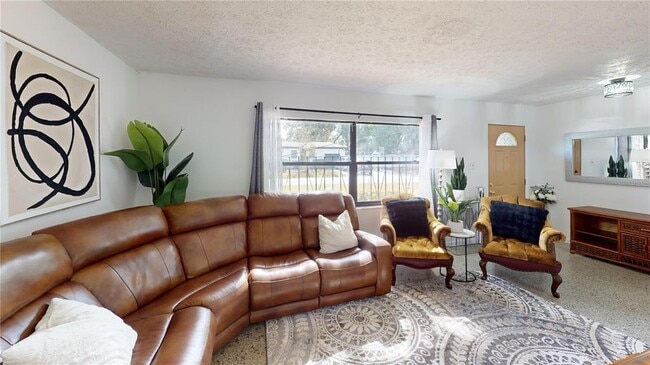 Building Photo - 502 N Beverly Ave