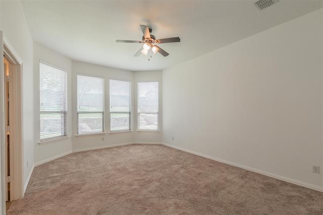 Building Photo - 15300 Mallard Creek St