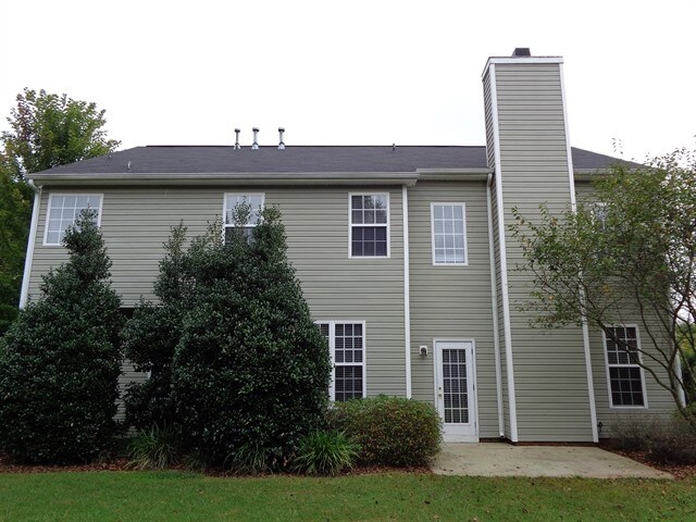 Building Photo - 104 Edenberry Way