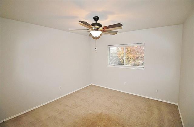 Building Photo - 217 Silver Spur Dr