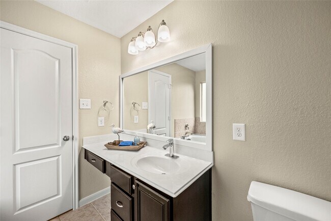 Building Photo - 16131 Sweetwater Fields Ln