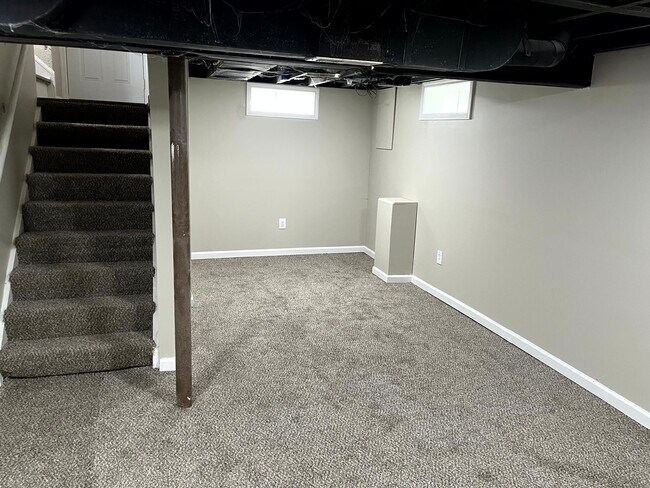 Building Photo - 18903 Freeland St