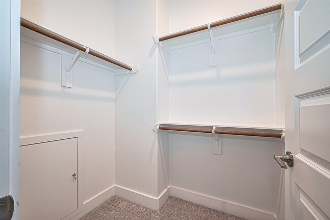 Building Photo - 1322 McMurtry Ridge Dr